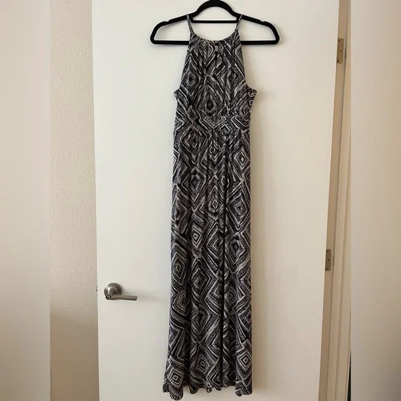 hibiscus halter dress Hibiscus Floral Print Halter Tie Neck Midi Dress